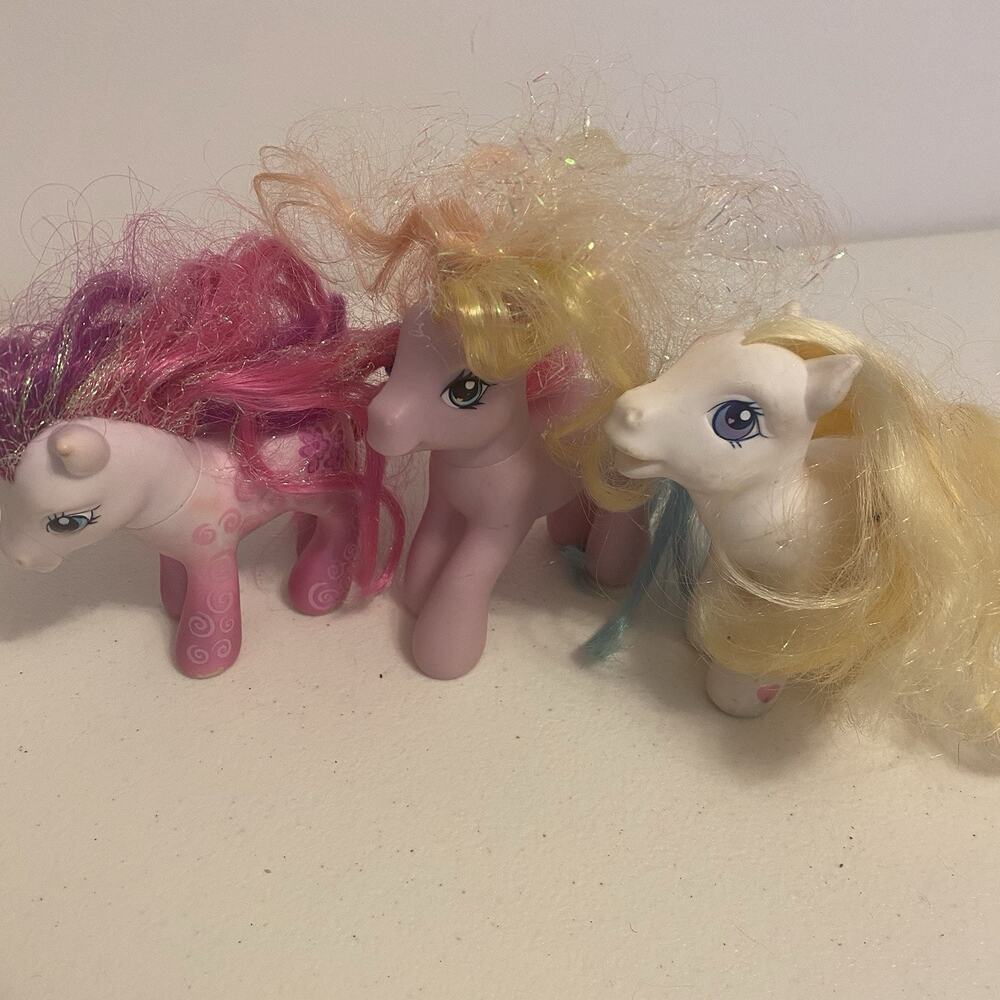 G3 MyLittlePony ROYALTWIST ToolaRoola FlutterButter Princess Y2K02-07 Collection - Picture 4 of 4
